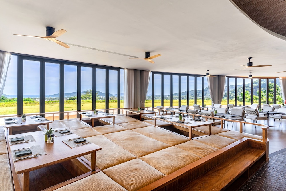 Noku Phuket 26/50