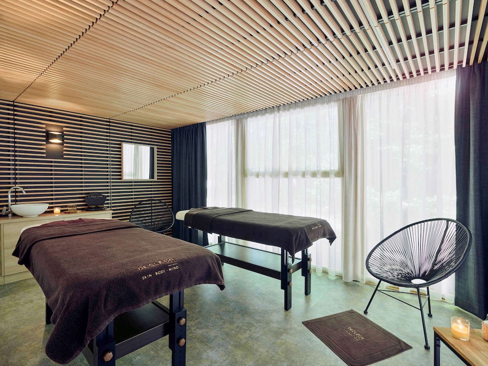 NOVOTEL FONTAINEBLEAU URY 23/51