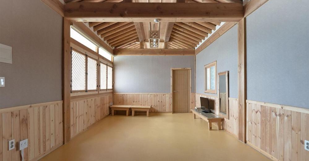 Gyeongju Hanok Pen Town Pension 34/52