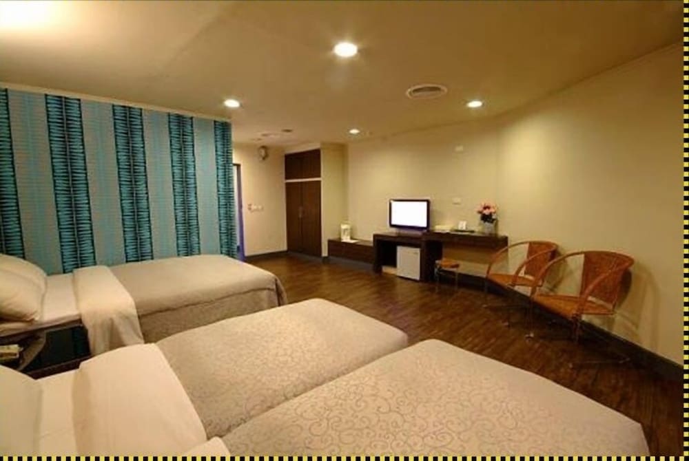 Toong Mao Kao-shang-ching Hotel 35/54
