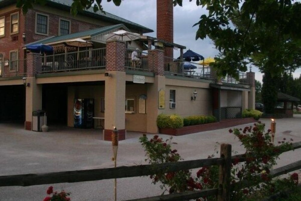 Guest Quarters at The Bridges Golf Club 7/58
