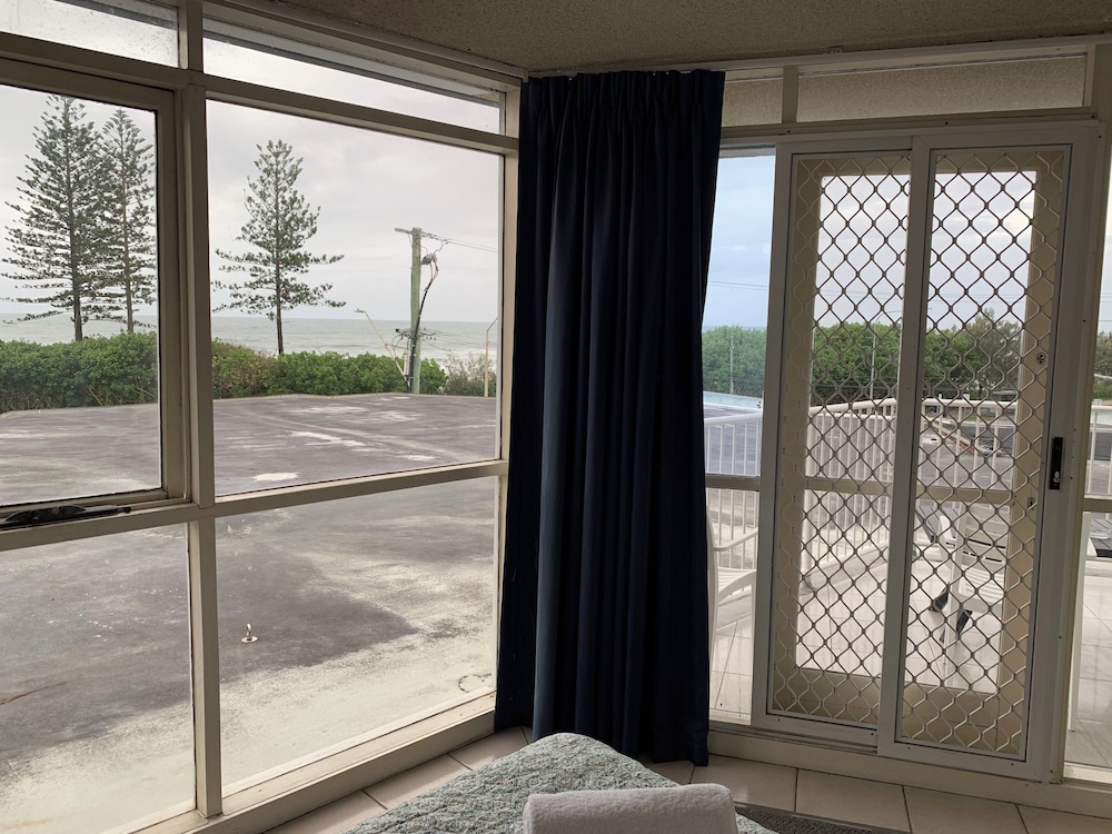 NORTHPOINT HOLIDAY APARTMENTS 32/61
