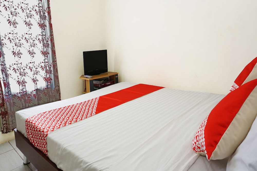 OYO 2860 The Castury Homestay Syariah 9/23