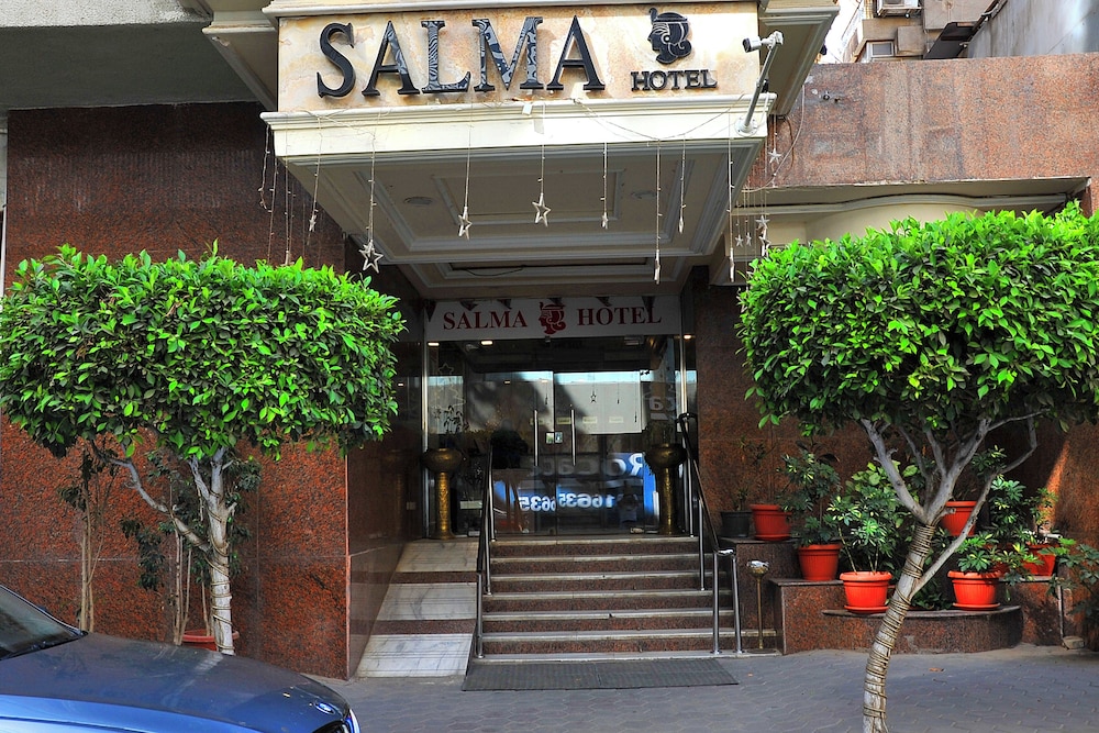 Salma 12/67