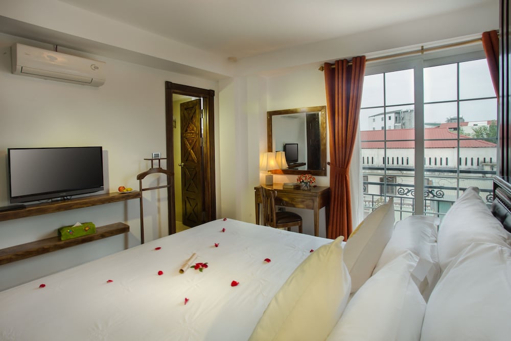 Noble & Swan Boutique Hotel 20/60