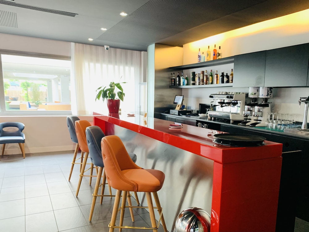 VILLA ODON 36/50