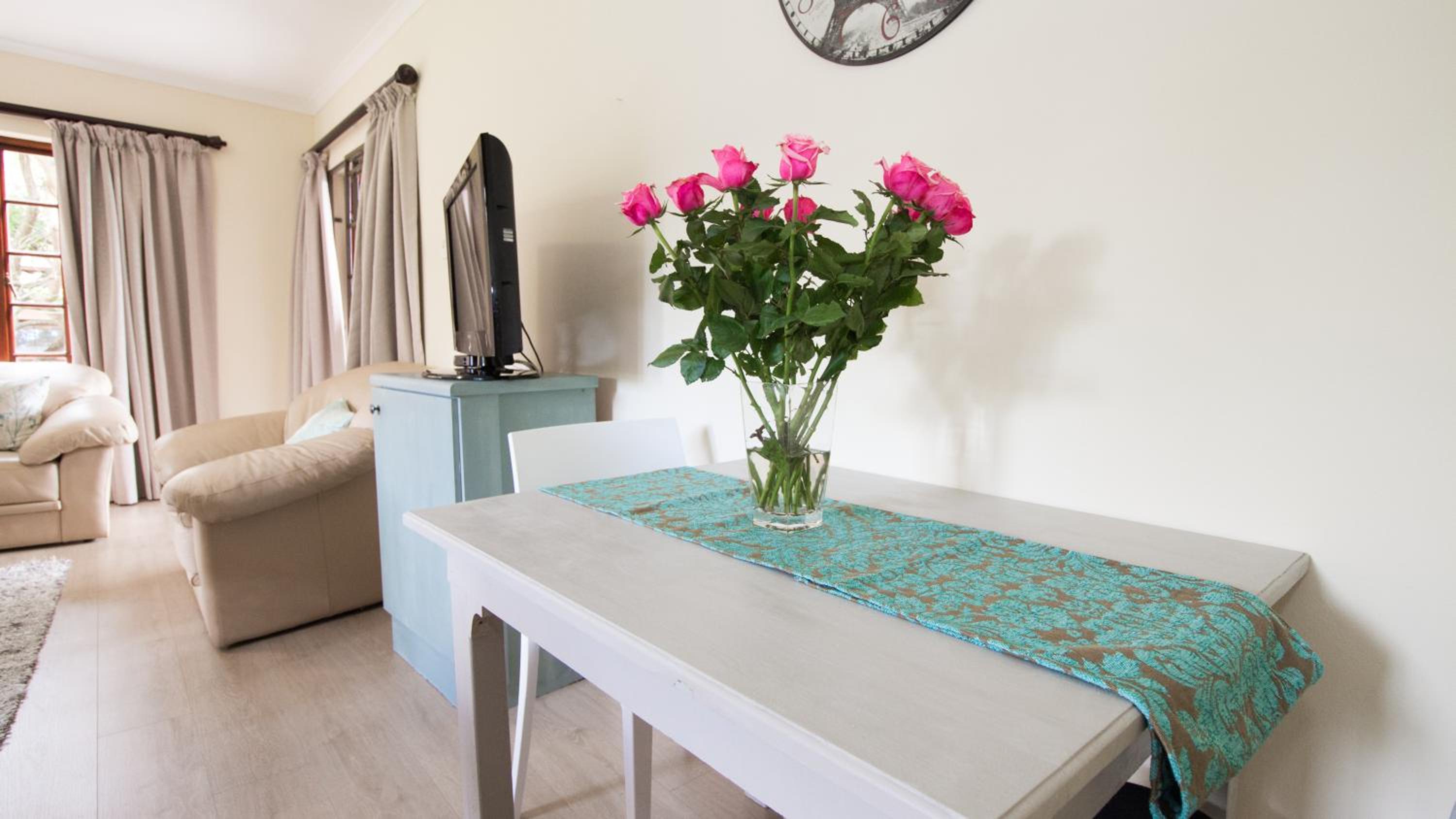 Lavender Lane Guest House [VR] 13/18