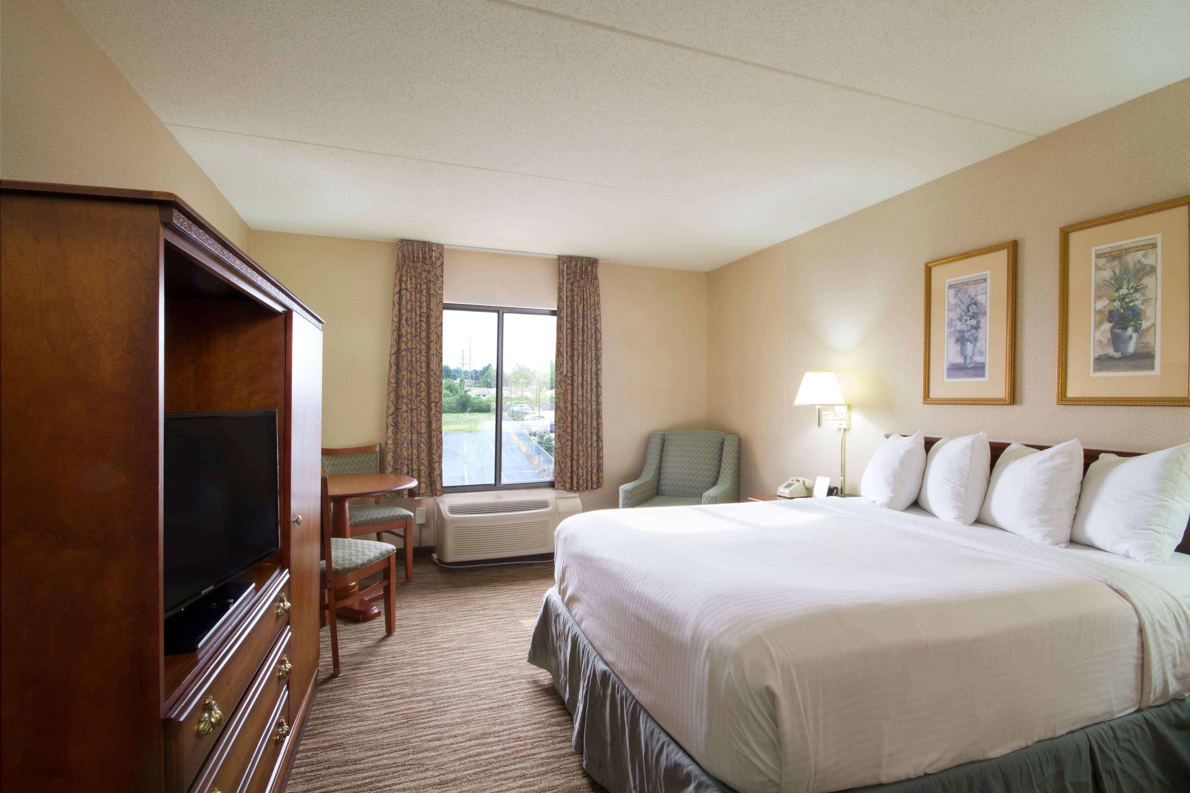 Comfort Inn & Suites Buffalo Airport 9/55