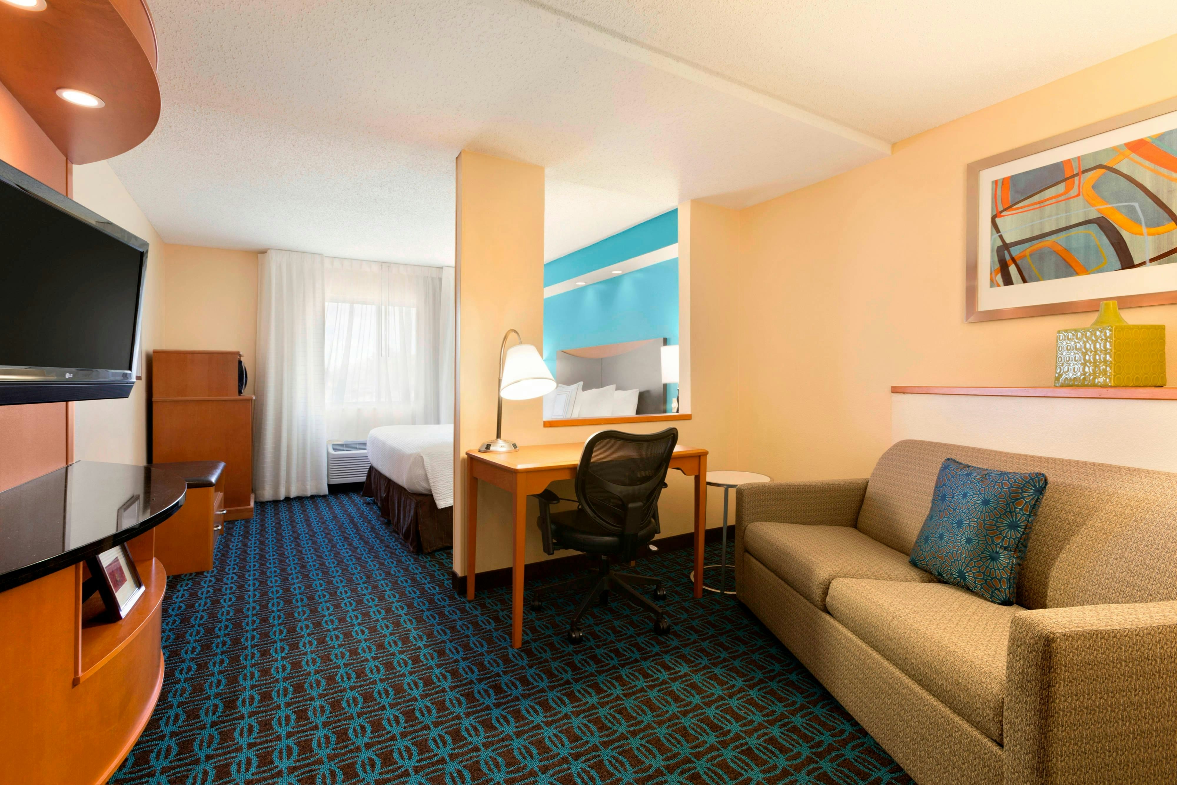 Fairfield Inn Suites Midland 18/27