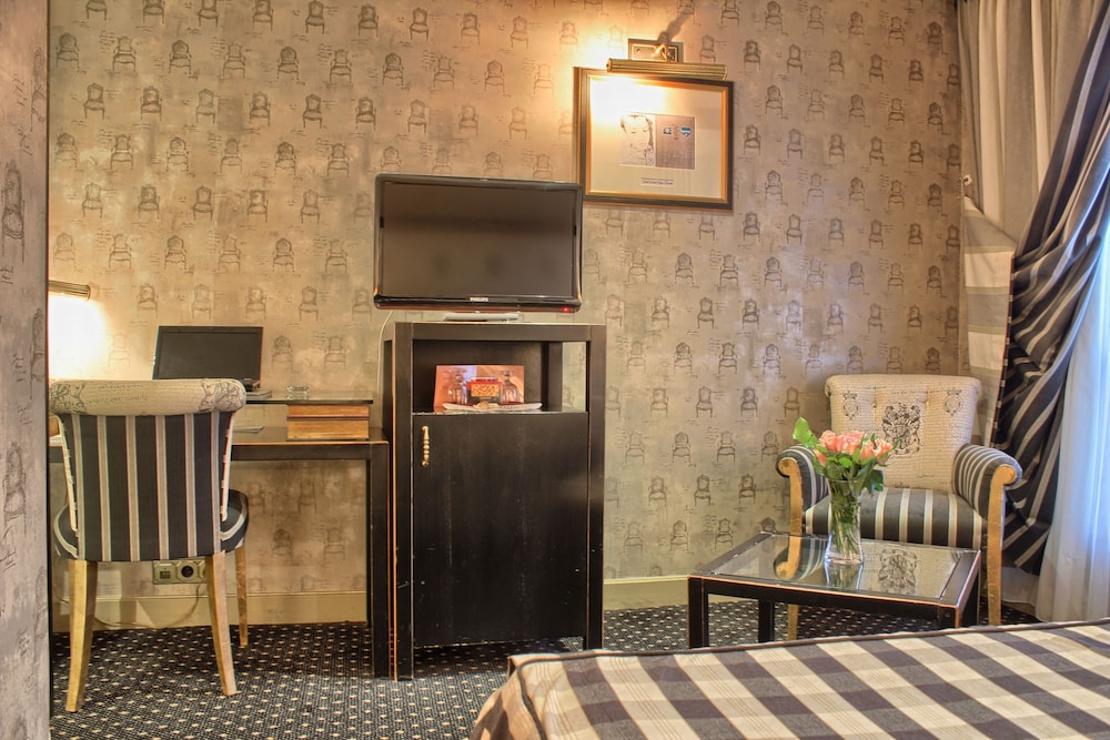 Villa Lutece Port Royal Hotel 26/39