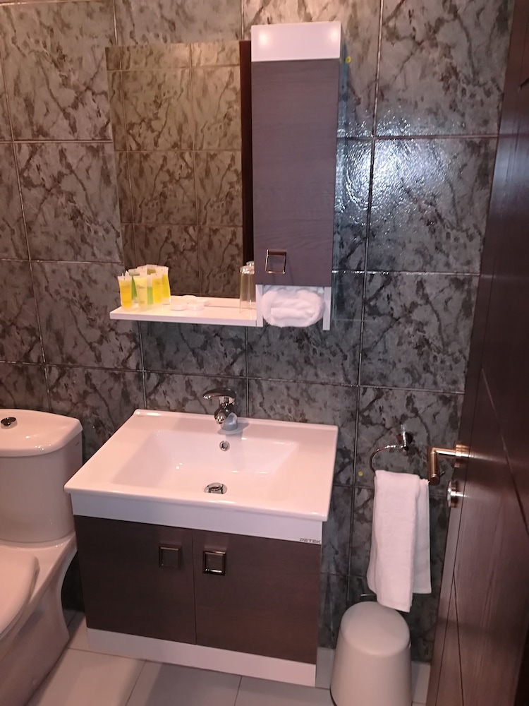Shams al weibdeh hotel apartment 45/46