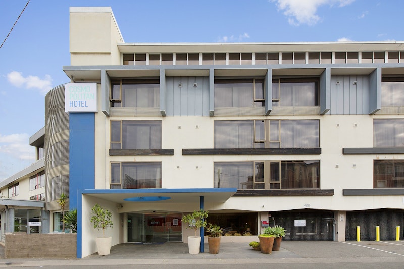 Cosmopolitan Hotel and Apartments 1/65