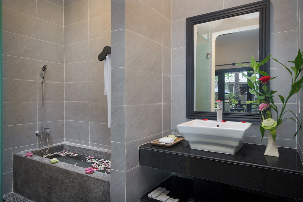 Khmer Mansion Boutique Hotel 48/50