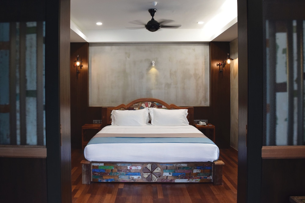 Treasures Hotel & Suites 39/64