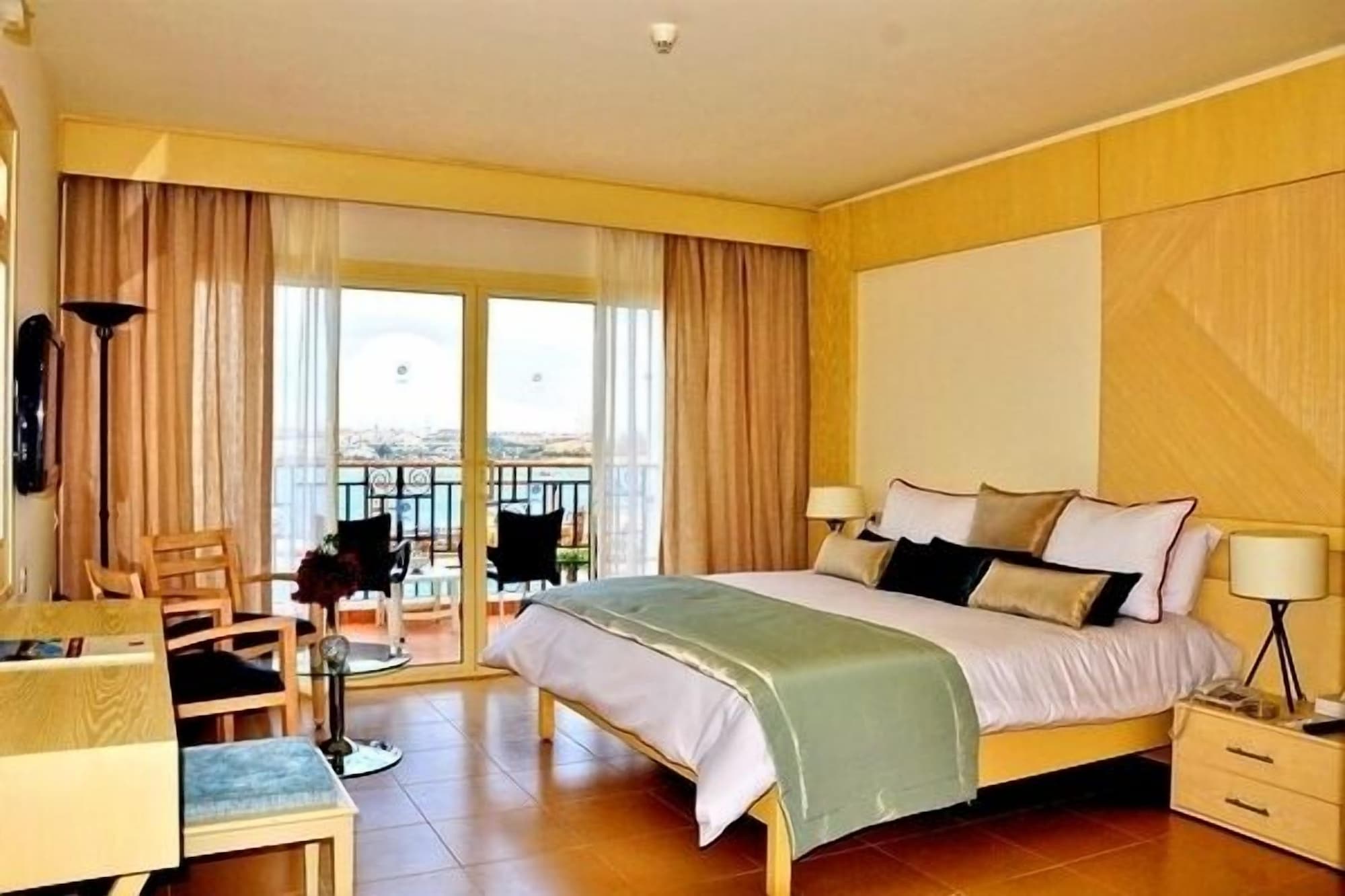 SUPERIOR, DOUBLE BED, SEA VIEW