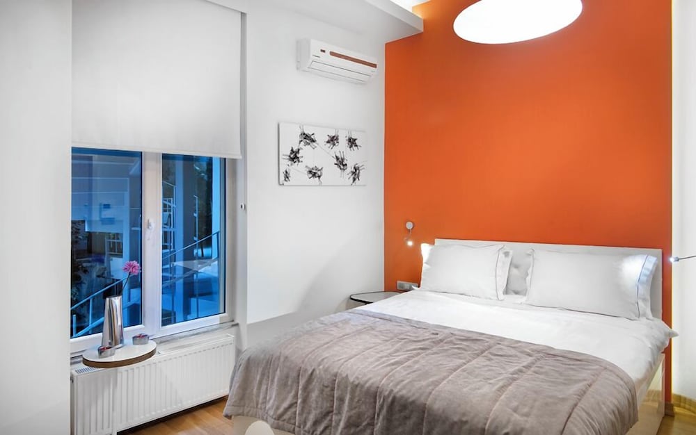 NURU ZIYA SUITES 21/82