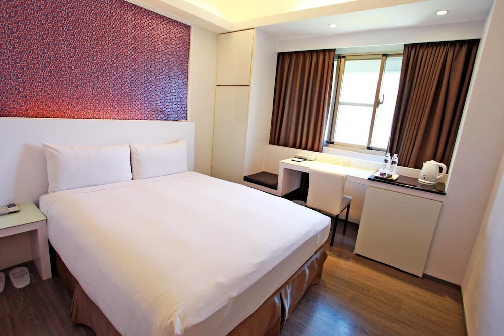 Yes Hotel 3/36