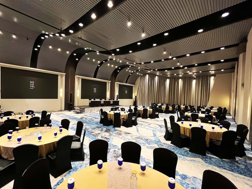 NOVOTEL BANDUNG 65/73