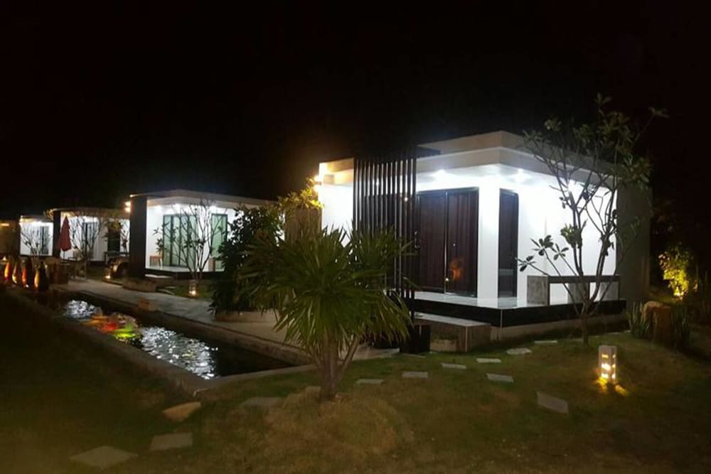 Yamadaya Beach Resort 20/23