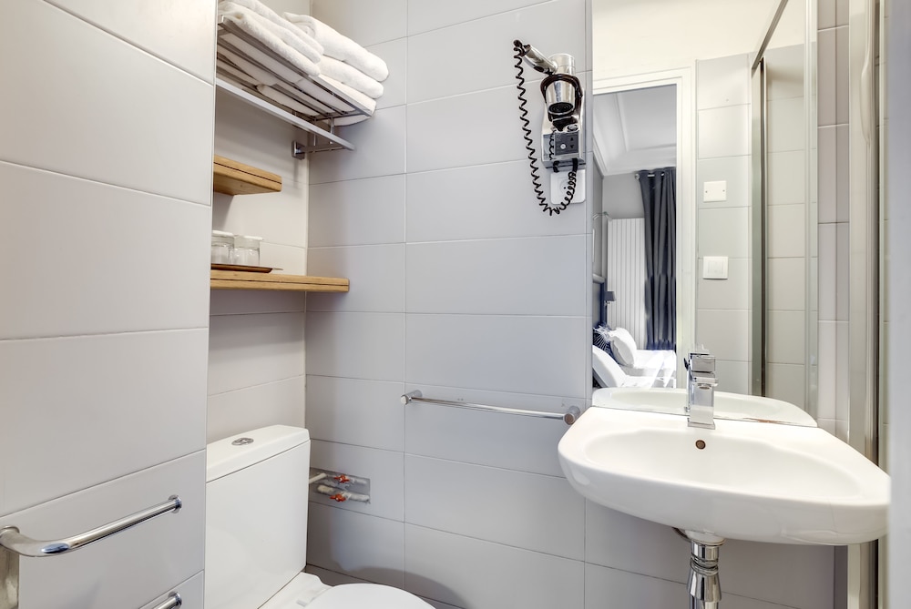 HOTEL OPERA MAINTENON 43/50