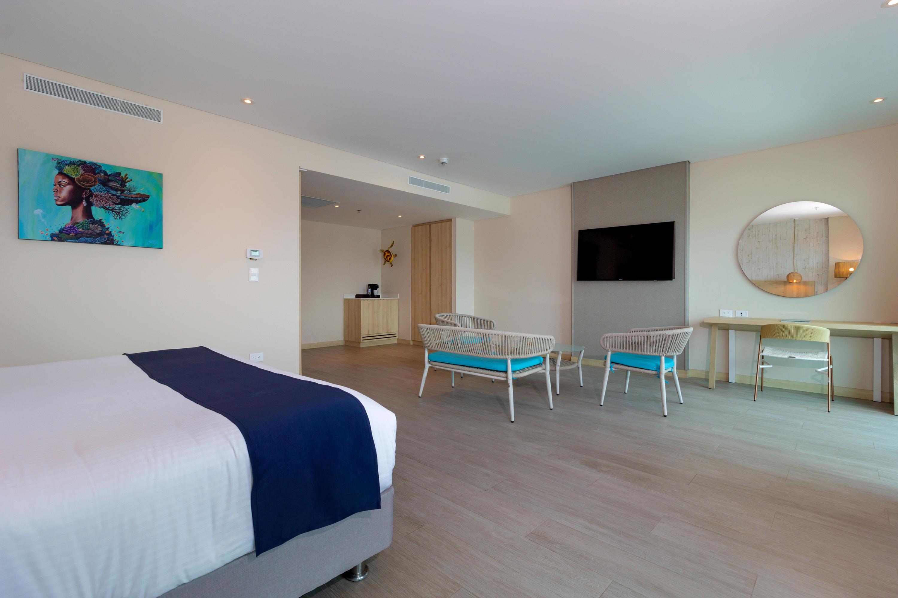 Junior Suite, Double Bed, with View