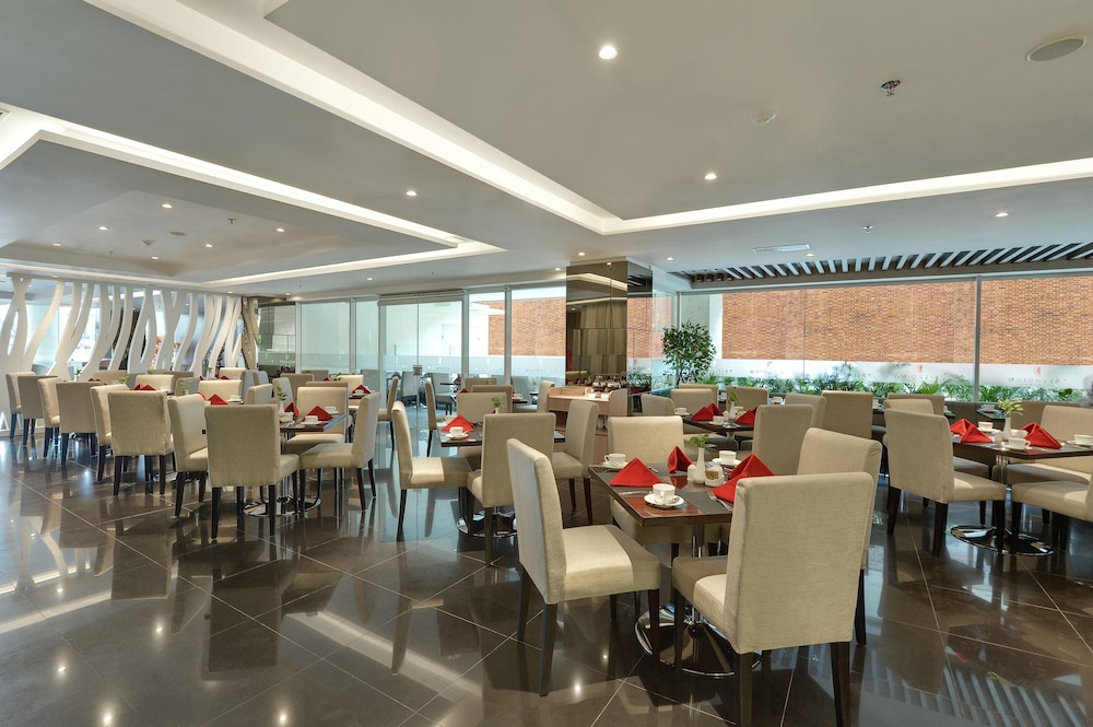Platinum Adisucipto Hotel Conference 31/51