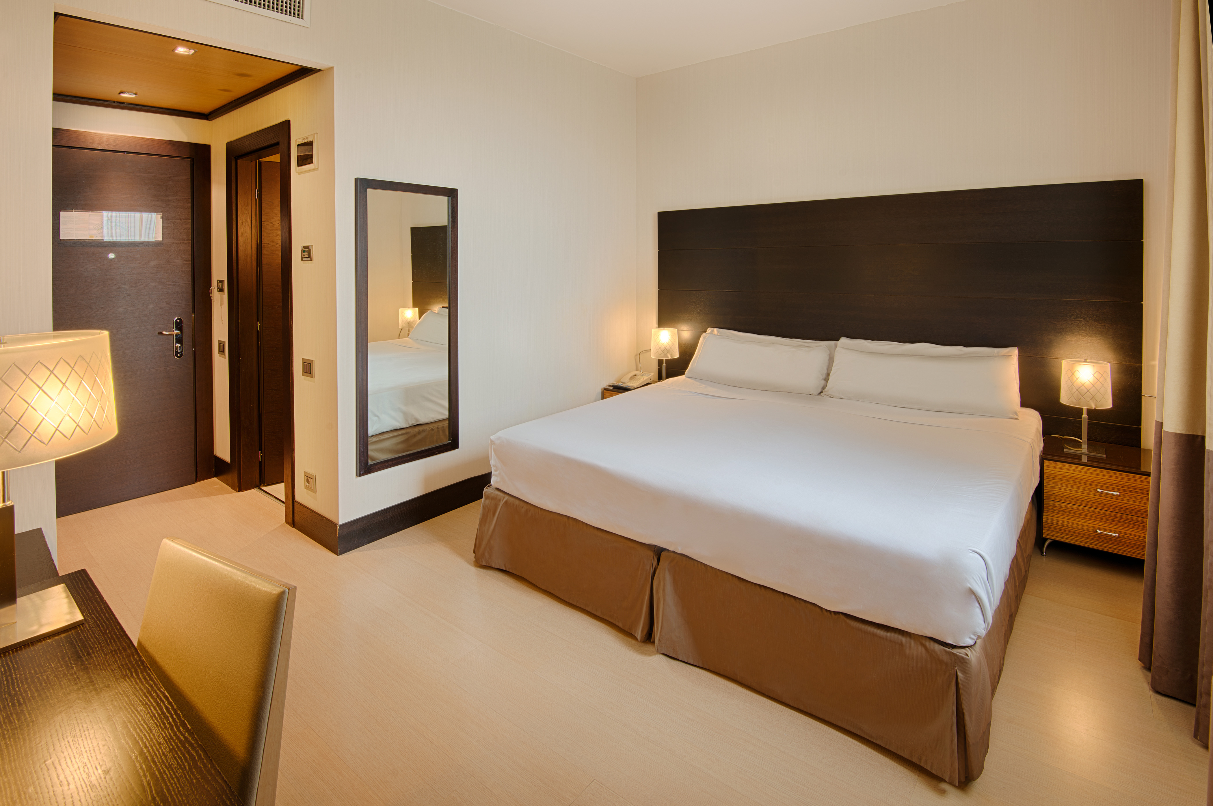 Standard, Double or Twin Bed