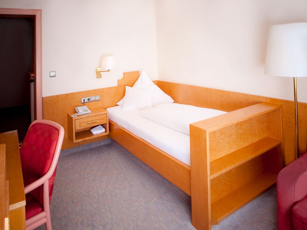 Kurhotel Roswitha 15/72