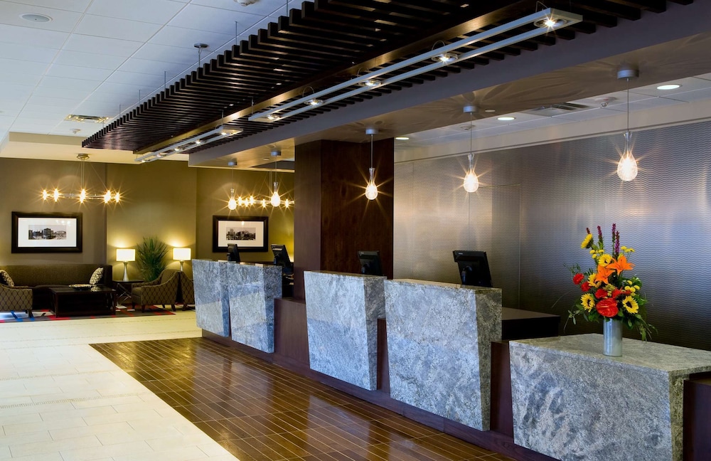 DoubleTree by Hilton Cleveland Downtown Lakeside 7/67