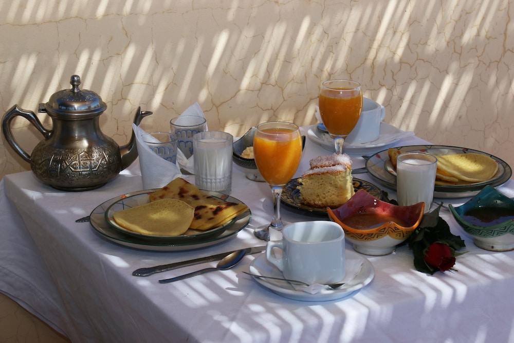 Riad Sidi Mimoune 66/76