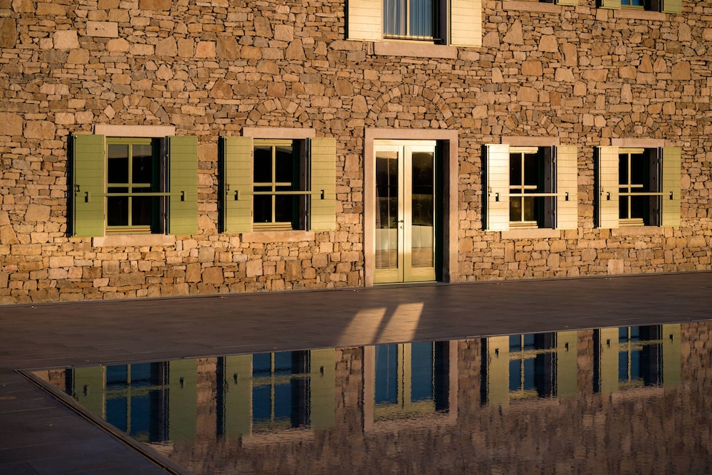Wine Heritage Hotel Roxanich 4/81