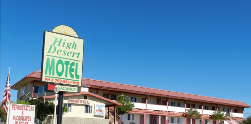 High Desert Motel Joshua Tree National Park 2/40