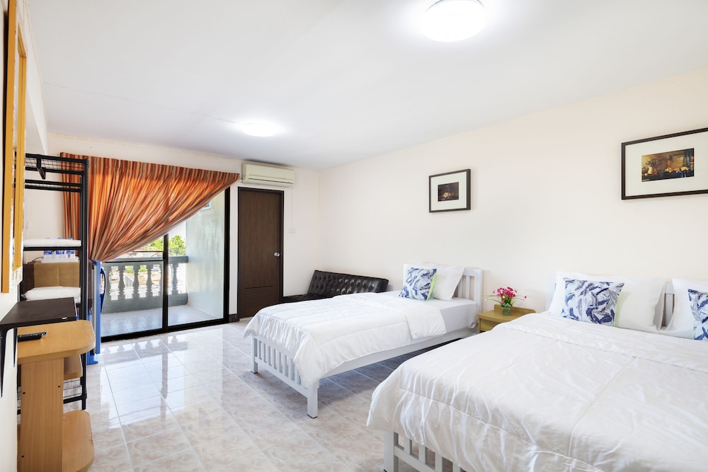 Penyos Residence 28/73