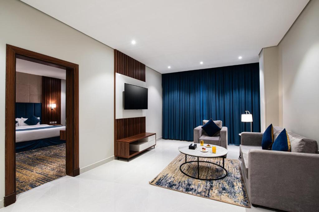 Al Qasr Hotel Suites - Corniche 23/33