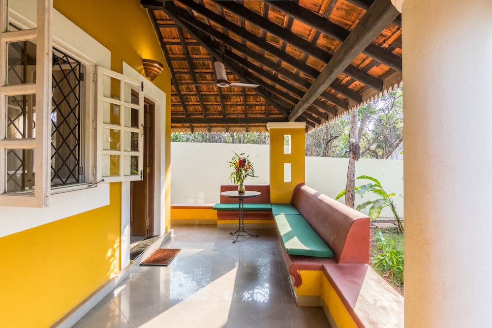 Granpas Inn Bougainvillea 8/50