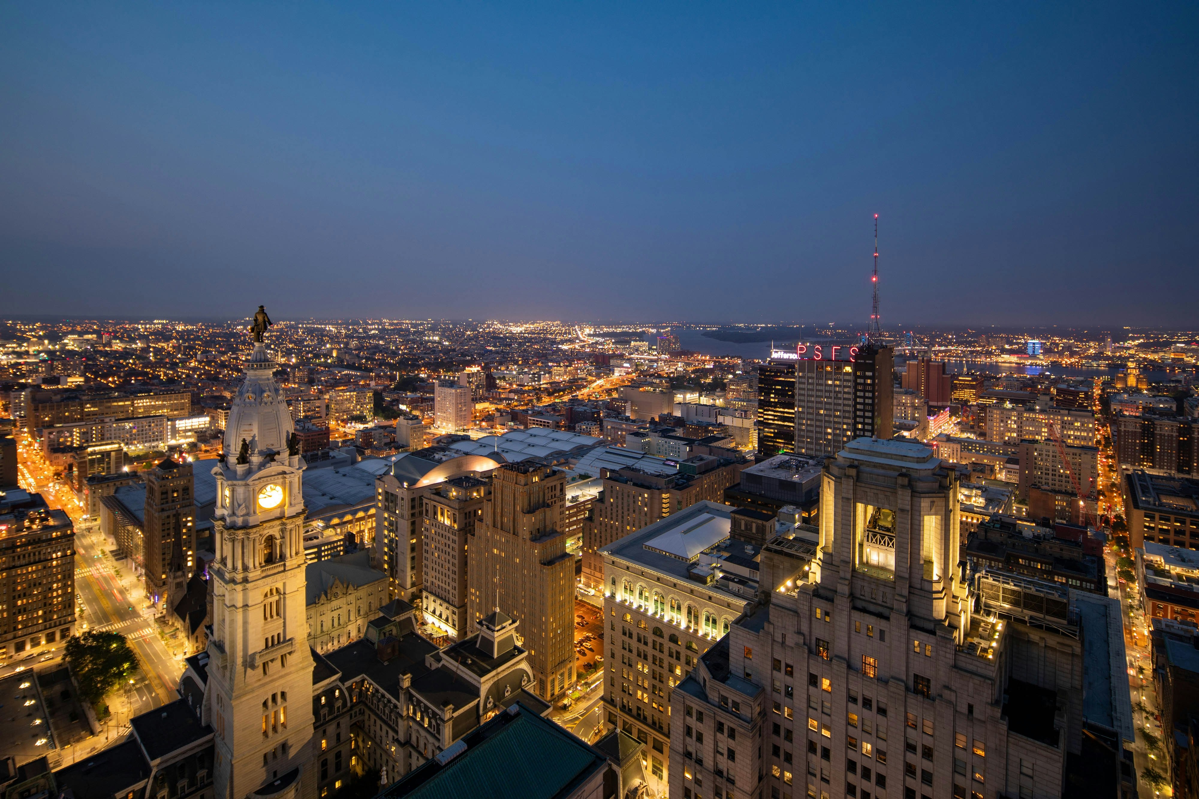 W Philadelphia 20/21