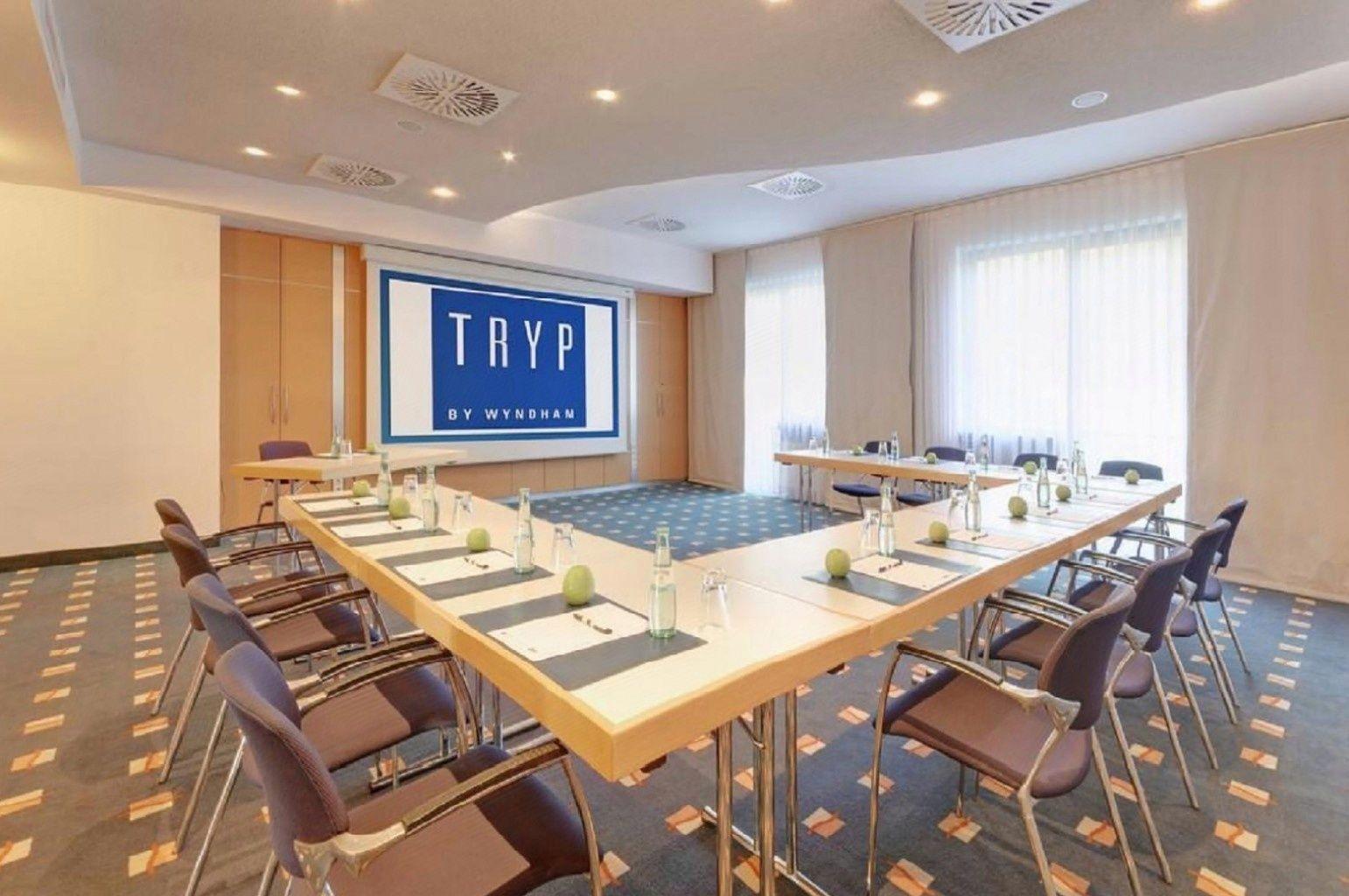 Lavande Hotel (Xi'an Fengcheng 1st Road, City Library Metro Station) 45/52