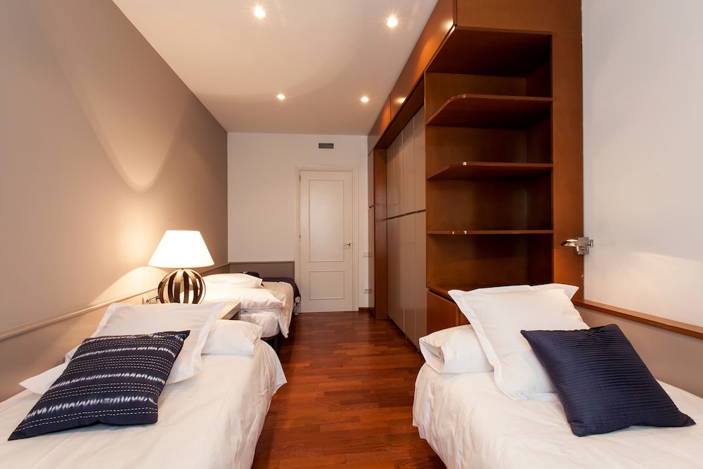 Serennia Apartments Ramblas-Pl.Catalunya 18/50