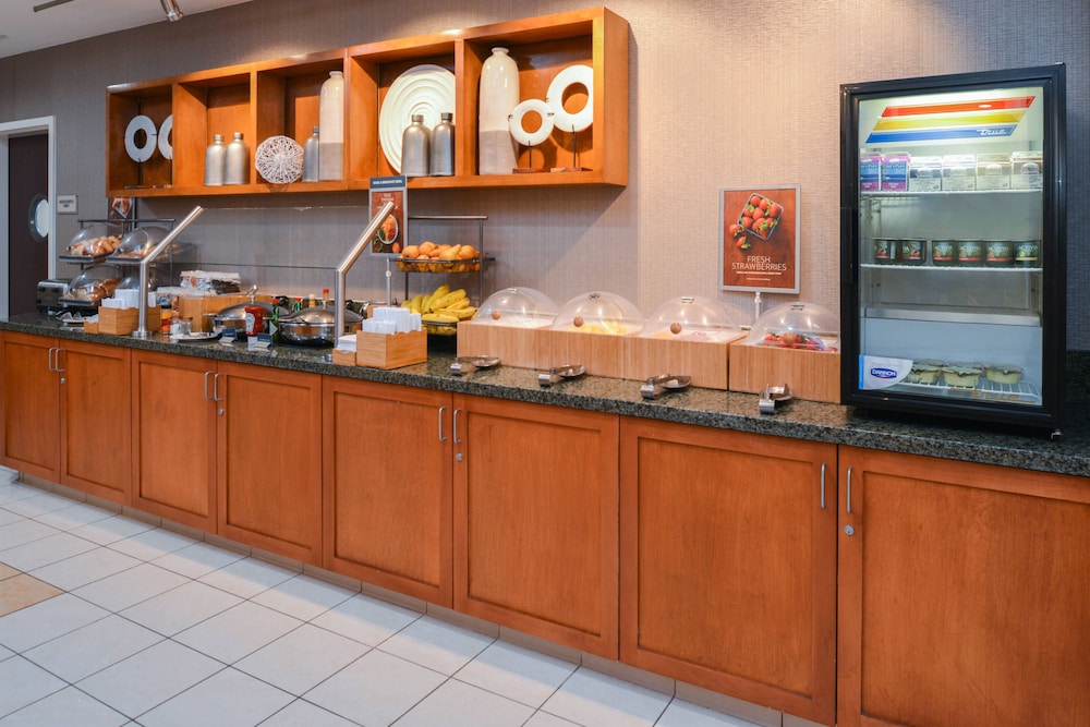 SpringHill Suites Lancaster Palmdale 25/34