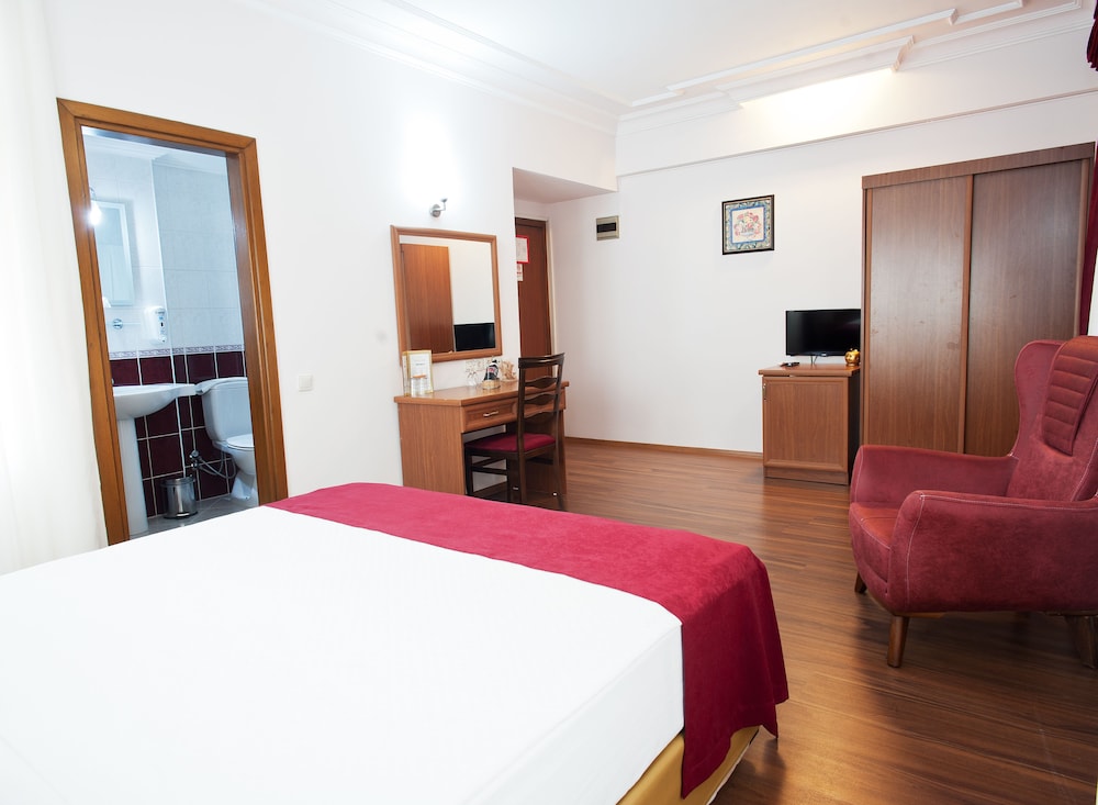 Triana Hotel 24/65