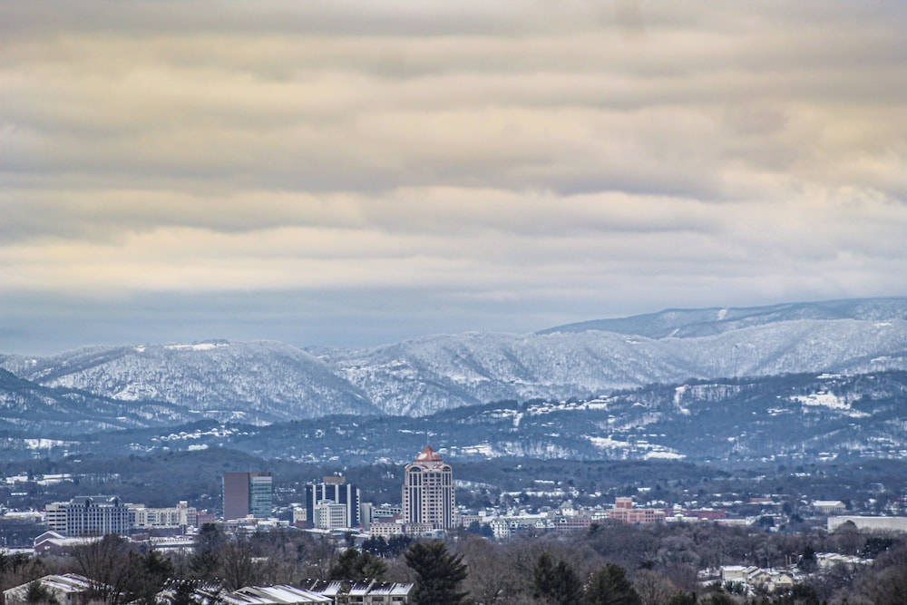 Holiday Inn Roanoke Tanglewood Rt 419 I581 57/62