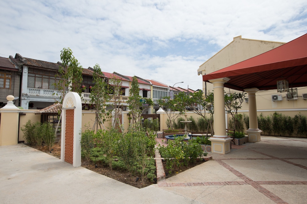 Jawi Peranakan Mansion 8/55