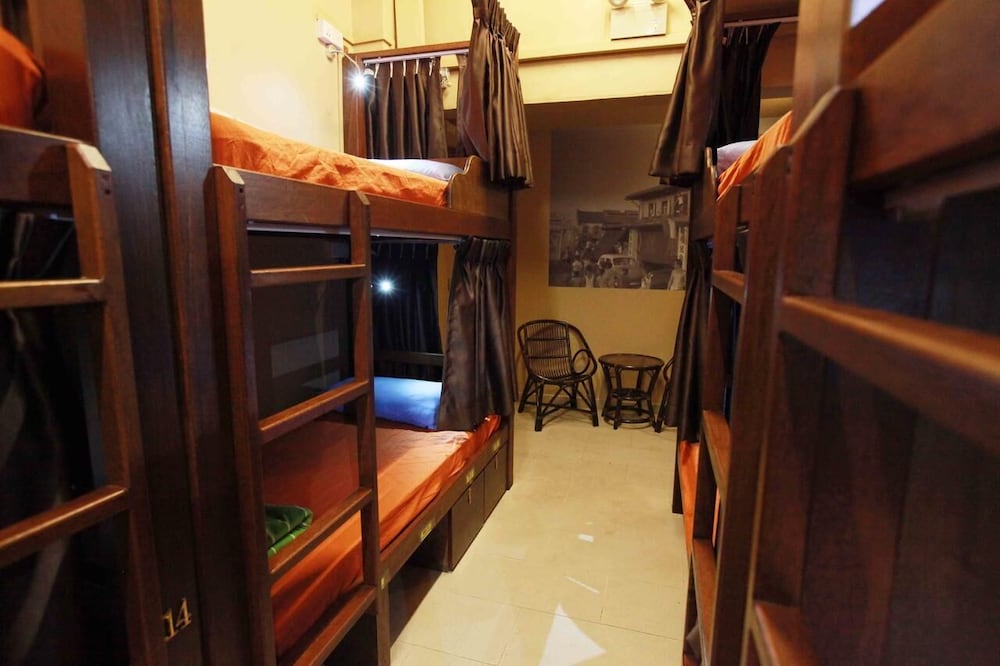 K Space Inn 569 20/30