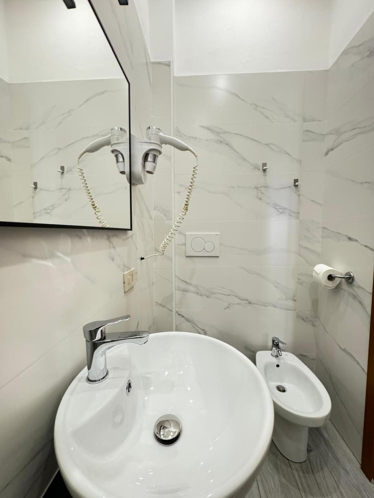 Hotel Le Querce 48/50