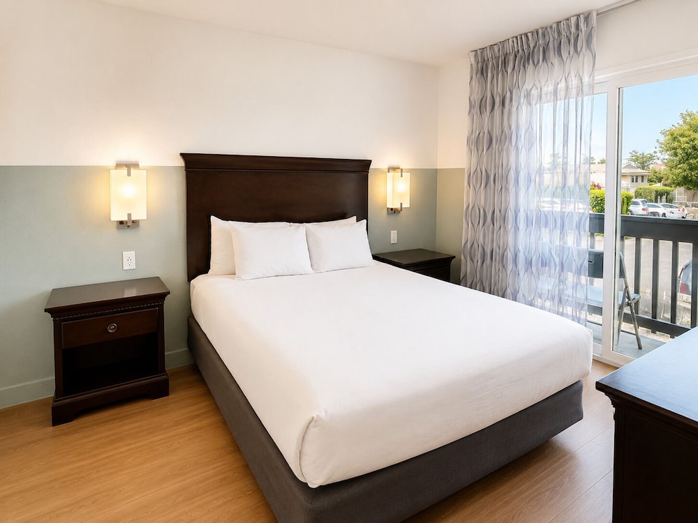 جناح بسريرين كوين بشرفة بغرفة نوم واحدة، Stargazer Inn And Suites 3/10
