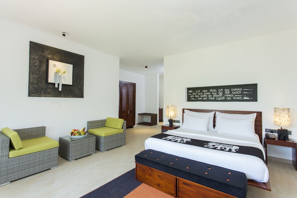 Aliya Resort And Spa 8/50