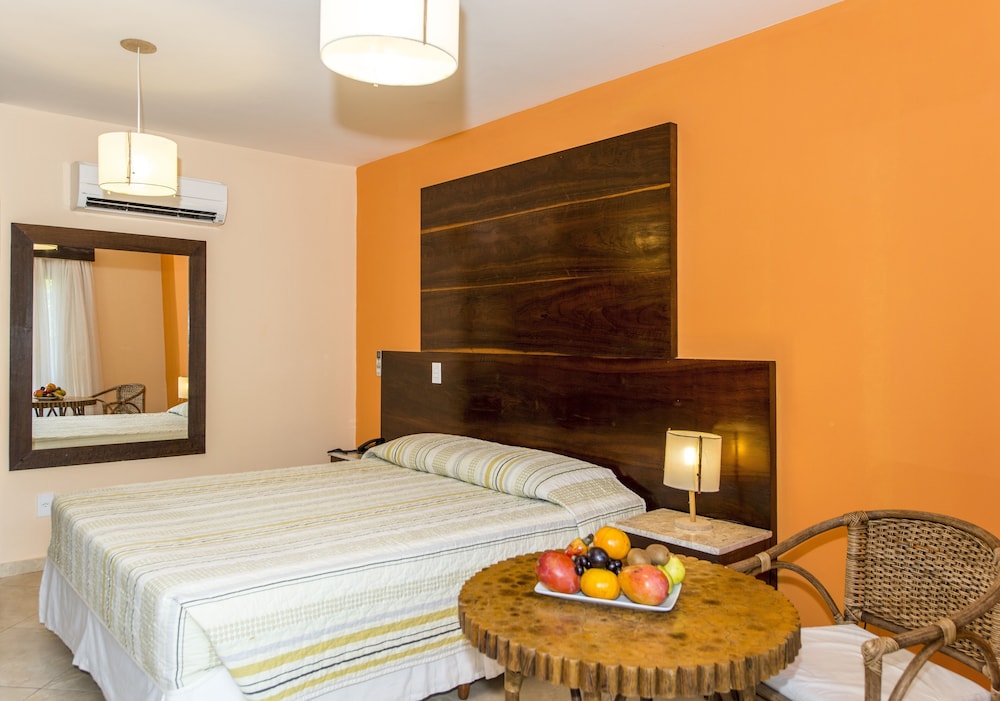 Praia Bonita Resort & Conventions 10/45