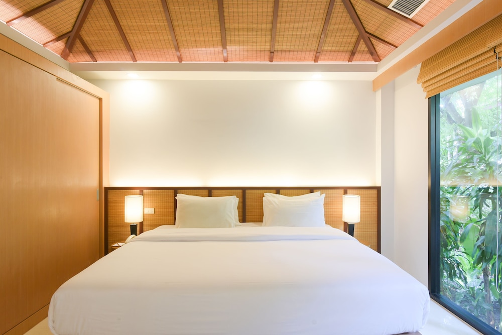 Paradise Beach Resort 16/42
