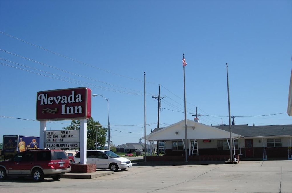 Nevada Inn 16/27
