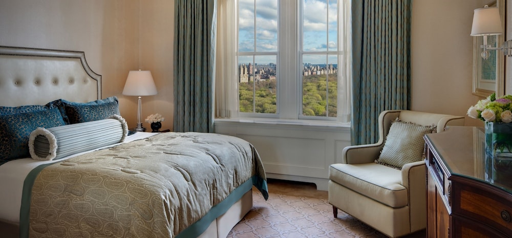 SIGNATURE, KING BED, PARK VIEW